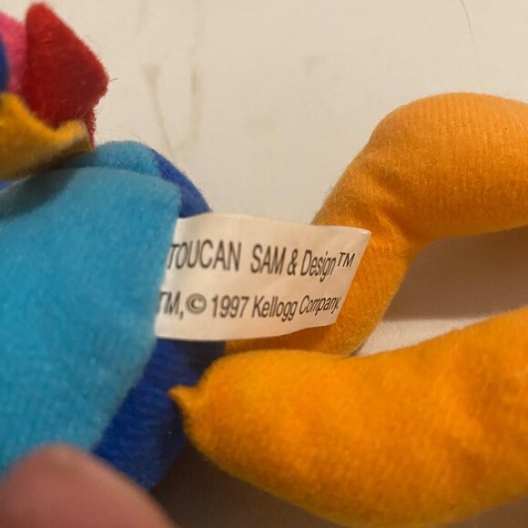Vtg 1997 Kelloggs Toucan Sam Plush Stuffed Animal 6” Sitting Cereal Mascot - Picture 4 of 5